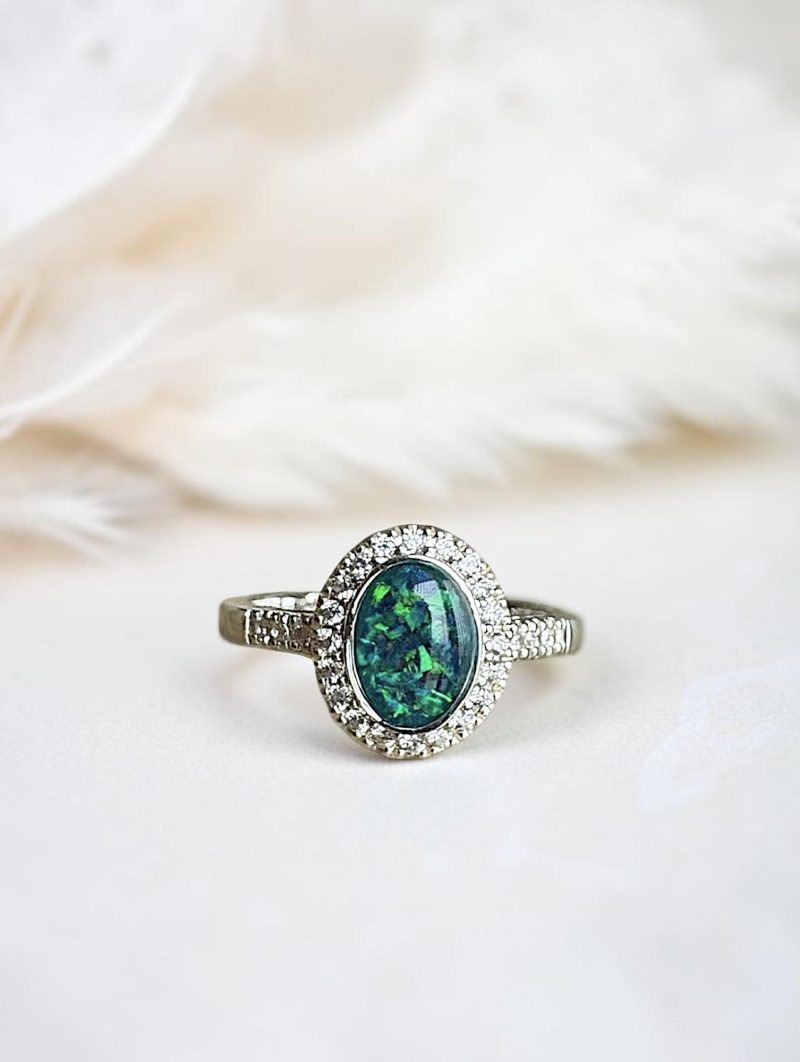 Halo Oval Memorial Ring